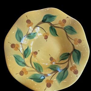 Vintage Gail Pittman Bowl in Beautiful Yellow With Leaves and Acorns